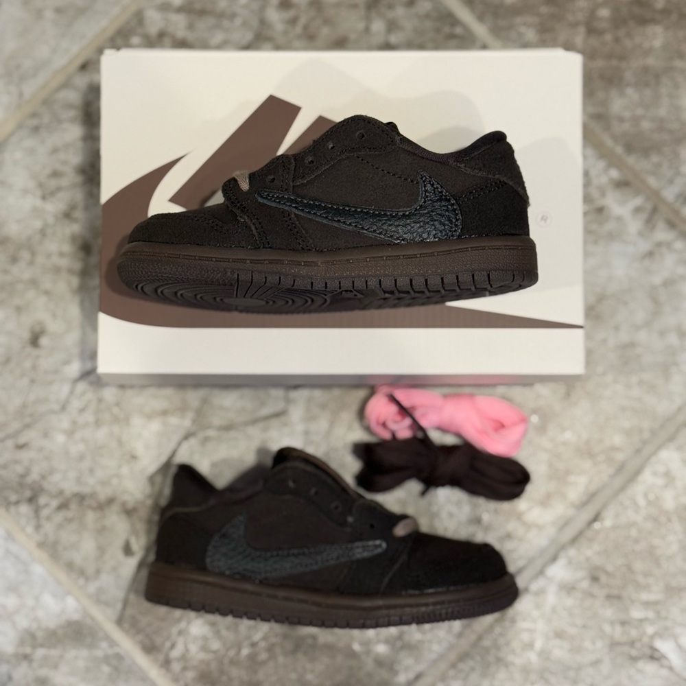 Size 8C Travis Scott Air Jordan 1 Retro OG Low Velvet Brown Toddler (DO5441-202